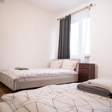 Guest house Pokoje Koszykowa Nf Warsaw