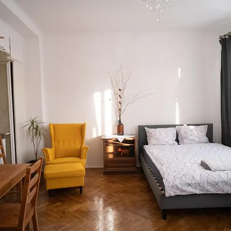 Pokoje Koszykowa Nf Guest house Warsaw